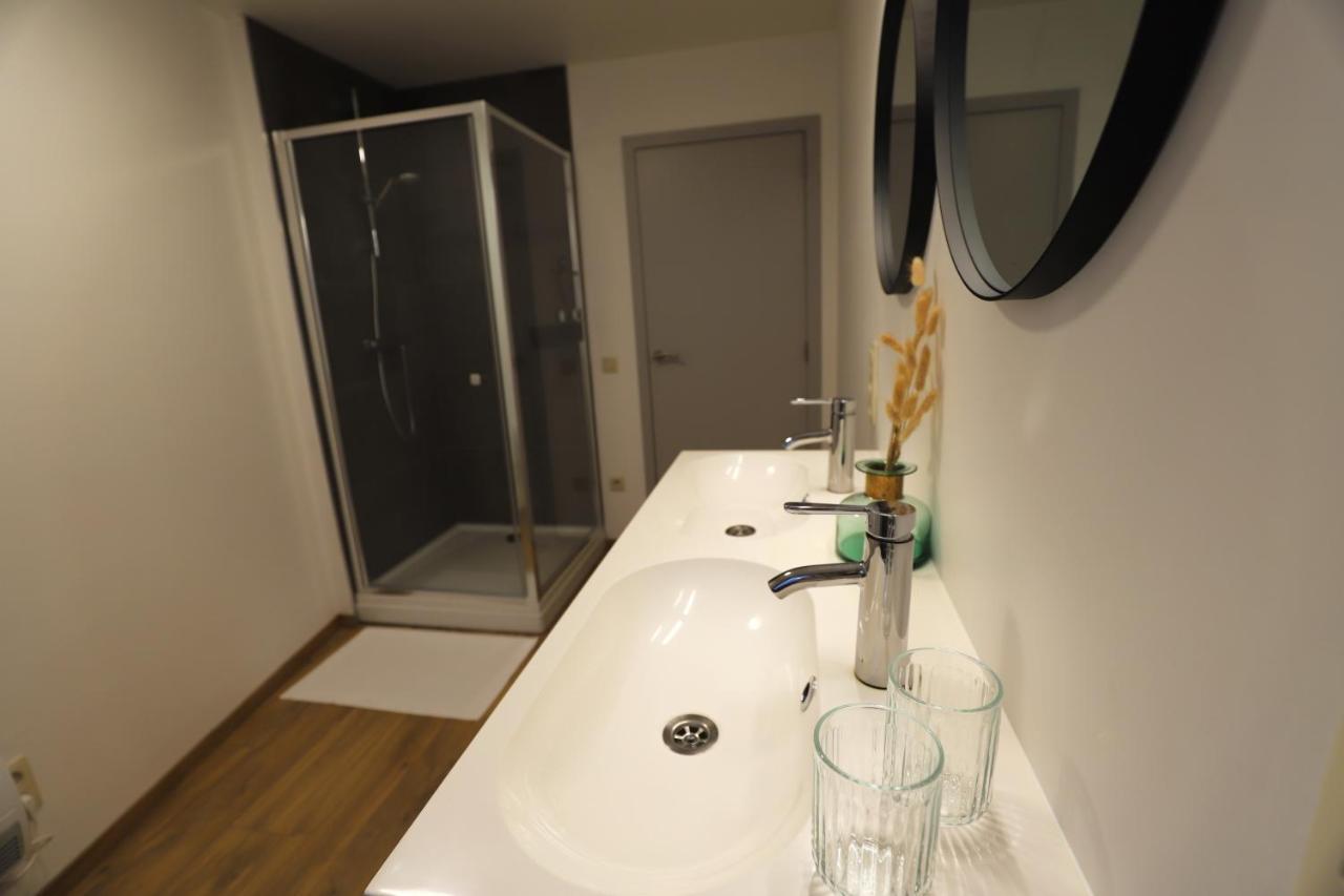 Aux Berges Du Bocq Villa Yvoir Kültér fotó