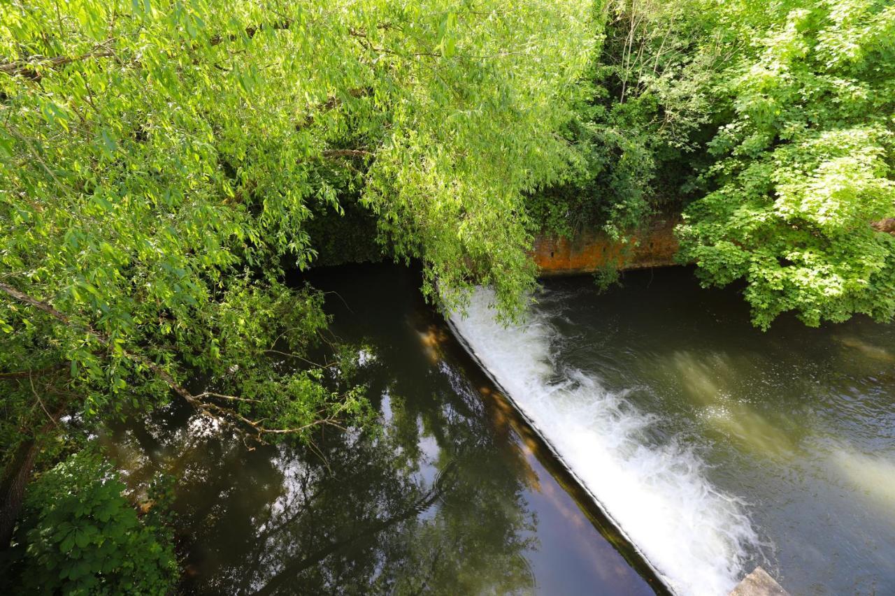 Aux Berges Du Bocq Villa Yvoir Kültér fotó