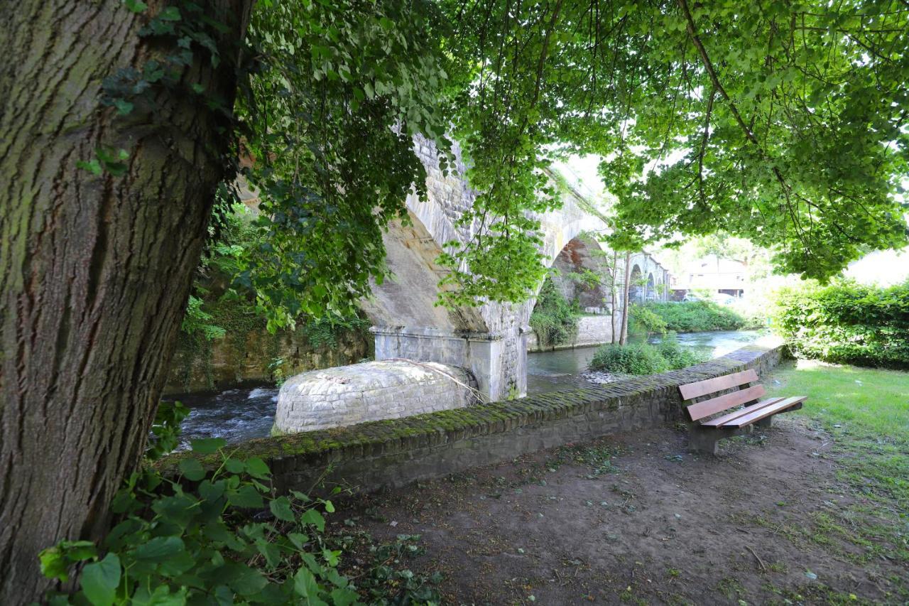 Aux Berges Du Bocq Villa Yvoir Kültér fotó